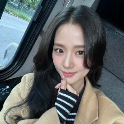e_sirikan's profile picture. 𝑲𝑰𝑴 𝑱𝑰𝑺𝑶𝑶 🐰 🅑🅛🅐🅒🅚🅟🅘🅝🅚 🖤💗 𝙅𝙀𝙊𝙉𝙂 𝙅𝘼𝙀𝙃𝙔𝙐𝙉 🍑 🅝🅒🅣 💚 SEVENTEEN 💎🤍 OT13