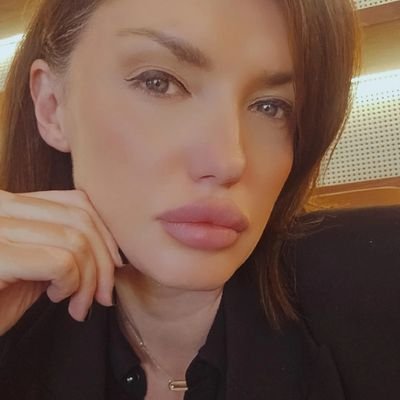 SanjaPR's profile picture. I am not a consultant. I am a connector and catalyst who helps leaders and investors see the whole map.
DM me for any idea you have, or advice I can contribute