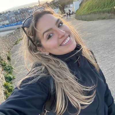 AriBalles's profile picture. El avión es mi segunda casa, las nubes mi zona de confort y los atardeceres mi destino favorito ✨✈️🪽