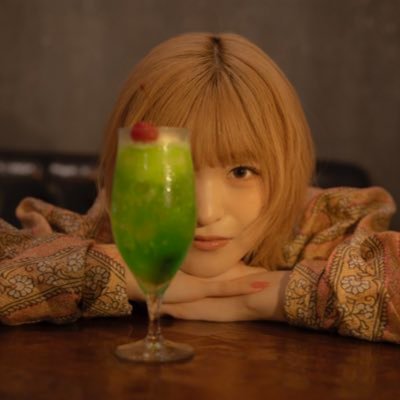 hima_music0113's profile picture. 陽真(hima)🌻 広島県出身/シンガーソングライター 11/19 1st Album「Route U」リリース💿✨️ 12/20広島、12/27東京にてワンマンライブ開催！ 第2,4週金曜日19時YouTube 更新 🎧 https://t.co/1oblj4FdTk