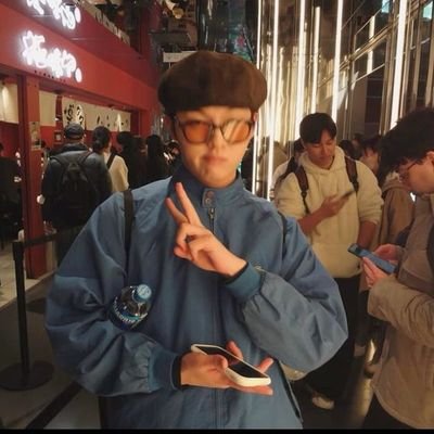 DRYROT_'s profile picture. It took nine inches to nail her, but only one to break the condom