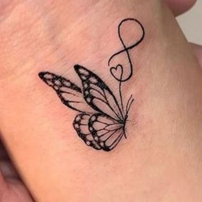 claudiapat32972's profile picture. 