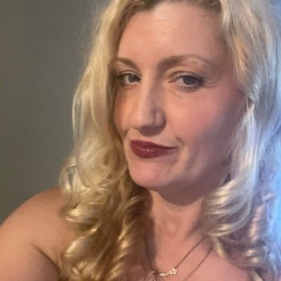 NicholeC98471's profile picture. 🫶🏻💎former model for playboy😎 inventor of LDD- proud American happy housewife and mother of 4