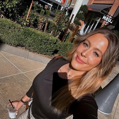 Diva_Kathie's profile picture. Patriot who loves America 🇦🇺🇺🇲. Trump supporter |  I don’t drink coffee without a cube of sugar. #MAGA 🚫bots 🚫No porn