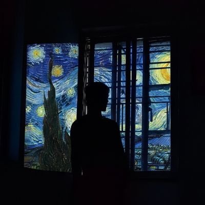 kaghaazzzz's profile picture. किताबों वाला लड़का ❣️
(I belong to every art)