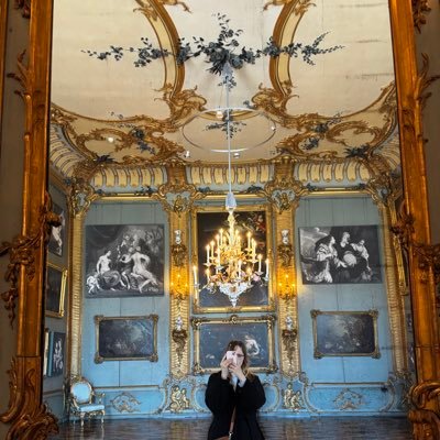 ChloeLenne's profile picture. living my dream princess life 🐦‍⬛