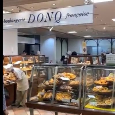 7yRJnB5HDXIikEh's profile picture. ぽか