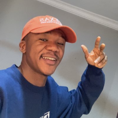 Dave_istheman's profile picture. Just a random dude who's into anything tech and likes to have a good laugh. web dev enthusiast💻