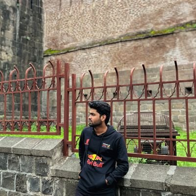 gokulvsn7's profile picture. AK

CR7 

Max 

MSD 

Real Madrid