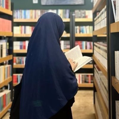 khanoom__mim's profile picture. 