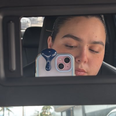 fercardenas271's profile picture. siempre tuiteo todo lit