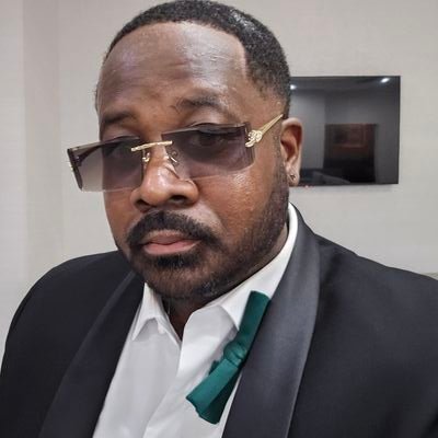 _TR4D's profile picture. I'm not a player, I just crush a lot.