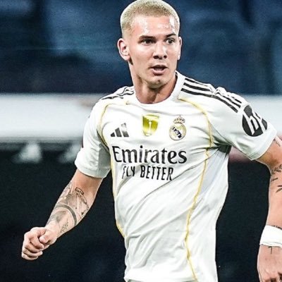 IMaximin10's profile picture. 