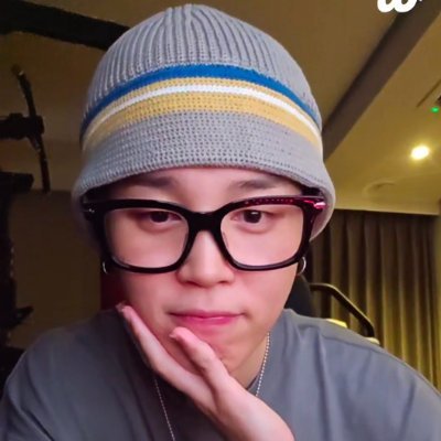 Inaschim2_08's profile picture. 