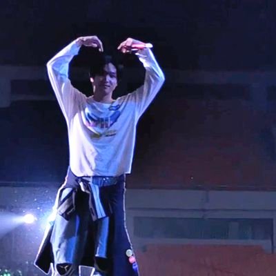 haevals's profile picture. #peace #love #gawl