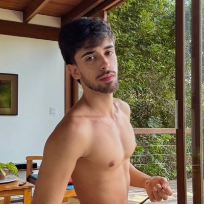 ryan_williaam's profile picture. 