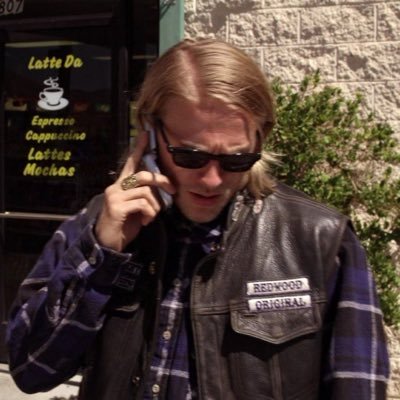 lizinterrupted's profile picture. i be crashing out like 2005 tom cruise | film & tv lover