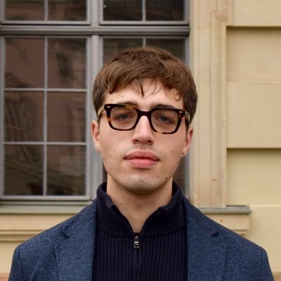 vicijlo's profile picture. law @humboldtuni. fellow @GRKDynamInt. text @faz_feuilleton. edit @_politoekonomie.