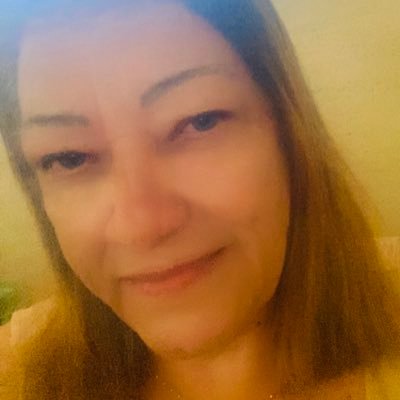 teresinhavalle_'s profile picture. Funcionária Pública Federal, Escrivã de Polícia Civil Federal, de esquerda, amo animais, sou fan do BTS! principalmente de Jimin! 🐣🐥🐰longe de Bolsominius!