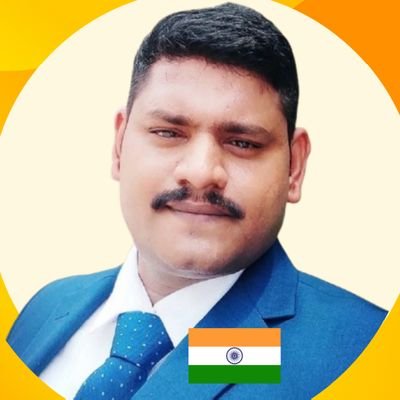 skumarsingh382's profile picture. IAS aspirant /
sumitsingh9249 निखरती है मुसीबतों से ही शख्सियत यारों,
चट्टान से ही ना उलझे वो झरना किस काम का!!