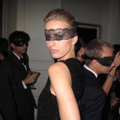 finnedfemme's profile picture. total b*tch