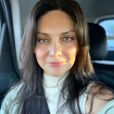 leylamirmomen's profile picture. Founder and CEO of Optimuos, a digital engineering company that specializes in building digital twins of dynamic systems.