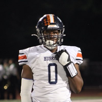 caleb_collins7's profile picture. Oak park river forest high school|DE/DT| 6’3/235| |26’ @oprffootball calebcmc82@gmail.com | 22ACT