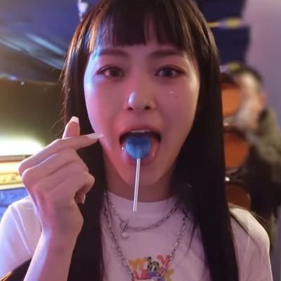 hensymidzy's profile picture.