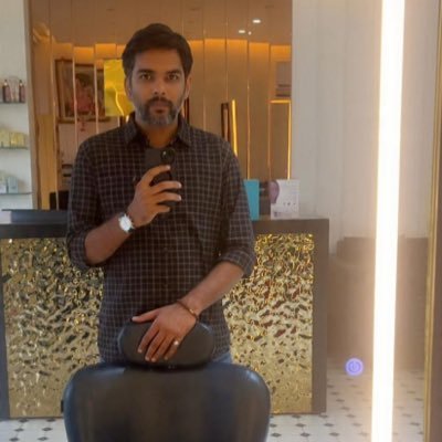 ankushtweets's profile picture. कुछ कहानियाँ,तस्वीरों की ज़ुबानी #ankush_clicks | बातें दिल की- #अंकुश_🖊️ https://t.co/W9p65BzD9G