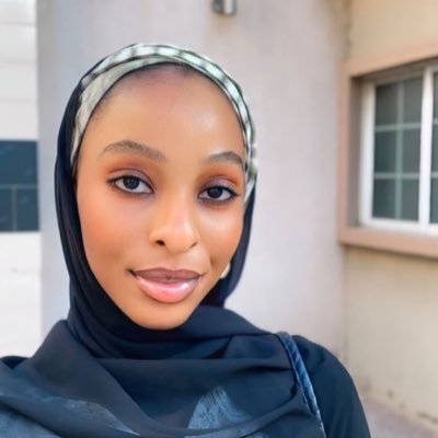 ameerahsunusi's profile picture. ambivert 🦦 I’m a food vendor and a foodie , DM for ads /PR