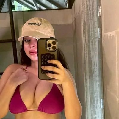 JennyBruce70692's profile picture. 