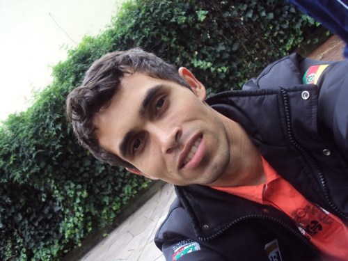 Sou Assim Simples levo a vida numa boa 
#MSN gustavo_skol_lemon@hotmail.com