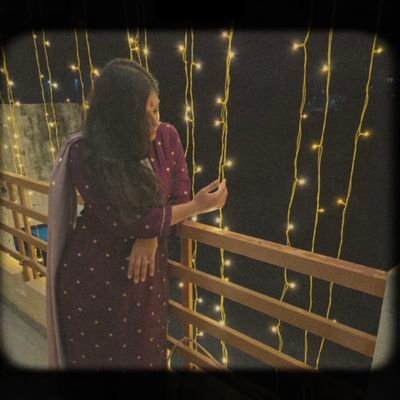 agratefulhindu's profile picture. Hare Krishna
कायेन वाचा मनसेन्द्रियैर्वा 
बुद्ध्यात्मना वा प्रकृतिस्वभावात्
करोमि यद्यत्सकलं परस्मै
नारायणयेति समर्पयामि
IIM-MBA