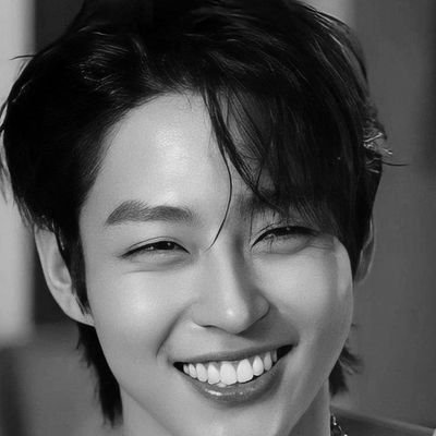 KimWoosung84301's profile picture.