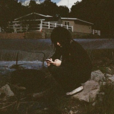 shakes______'s profile picture. FREE PALESTINE | U-TOO | STREAM DO IT | 🏳️‍⚧️ | 🏳️‍🌈 | she/they | huge Underscores/Jane remover/mag bay/kendrick/Danny Brown fan | losers DNI | ( ✌︎'ω')✌︎