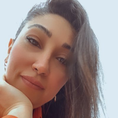 b_araniii's profile picture. Evolving ، Jolly ، If you aren’t in my eyes, you are full in my mind