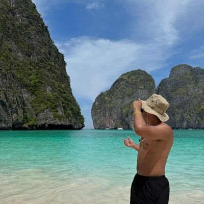 Mec2ombre's profile picture. Bienvenue à toi jeune entrepreneur