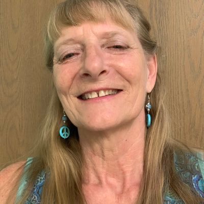 JackieStaten1's profile picture. kid at heart,love rock n roll,best times concerts..enjoyed meeting so many bands..thanks to you all..❣️❣️😘🙋
