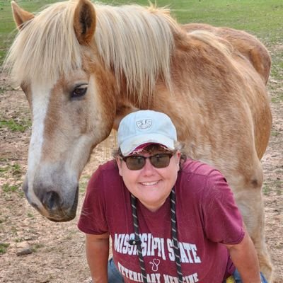 CJDrHorse404's profile picture. 