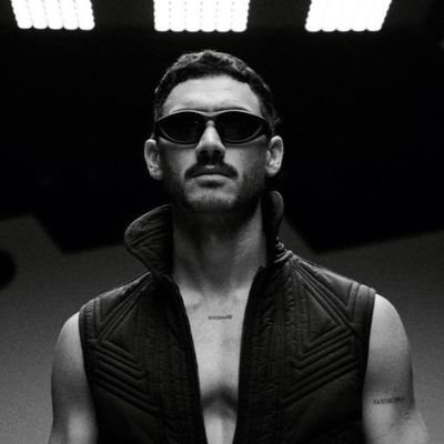 @alextzer