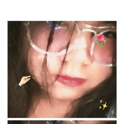 lovelykn23's profile picture. ชื่อ แพร🍐
ig : _lovelykn23
tt : lovelykn23