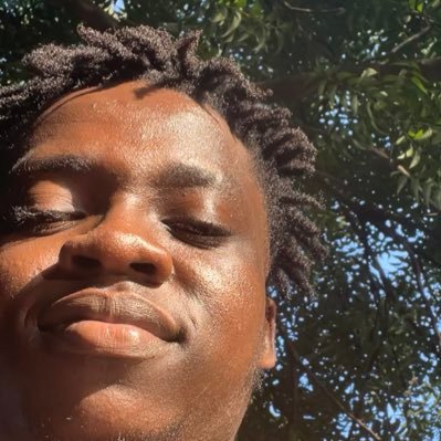 Smallbigman02's profile picture. Hm