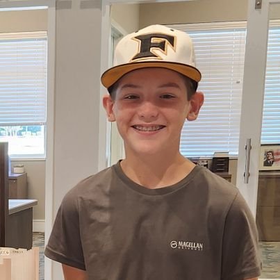 GabrielRoche132's profile picture. Baseball | Football | Homeschool 2031|
Vernon Middle School |
catcher| SS| Pitcher 
QB | Middle Linebacker| Corner back|
5'  103lbs|
bench 90lbs
squat 170lbs|