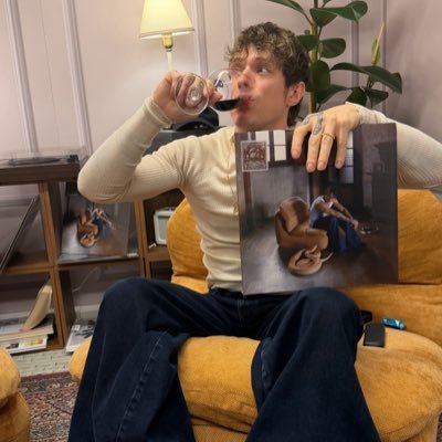 lovetotommo's profile picture. Lawyer | 🇮🇹📍🇹🇷 | ꜱᴀᴡ ʟᴏᴜɪꜱ²&nɪᴀʟʟ&ɪʀᴀᴍᴀ¹⁸ |🫀| ❯❯❯❯❯ finally hugged Filo twice 🫠