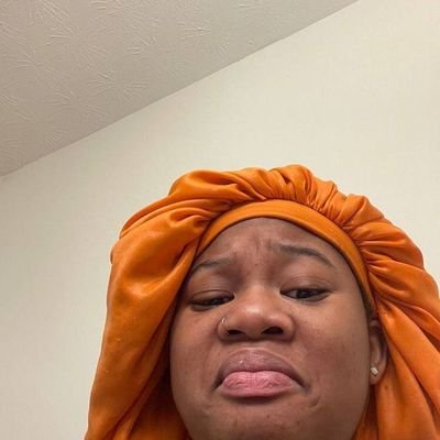 awuraa_01's profile picture. No condition is permanent. 
sc: @awuraa_01