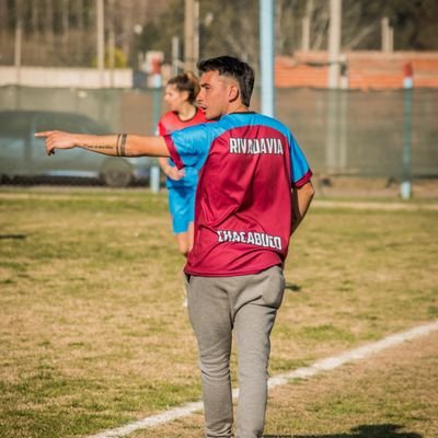 CaseriEmanuel's profile picture. 🤍❤🤍