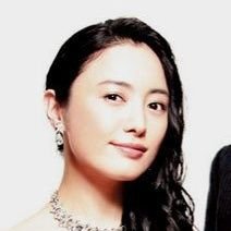 SOSLuluzeira's profile picture. falo sobre doramas, tenho opiniões impopulares, sou hater de drama procedural, amante de personagens com desvio de caráter e amante do kim muyeol e kang dongwon