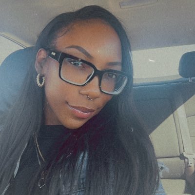 Shawnaloveeee_'s profile picture. 