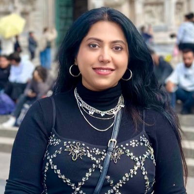 herbuttrflysoul's profile picture. Doctor | Artist| Youtuber| Instagram : herbutterflysoul