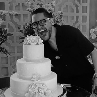 oklebercosta's profile picture. comunista de iphone